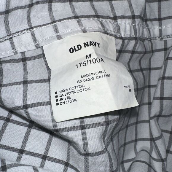Old Navy The Classic Shirt Mens Medium Plaid Long‎ Sleeve Button Down Grey White - Picture 5 of 5
